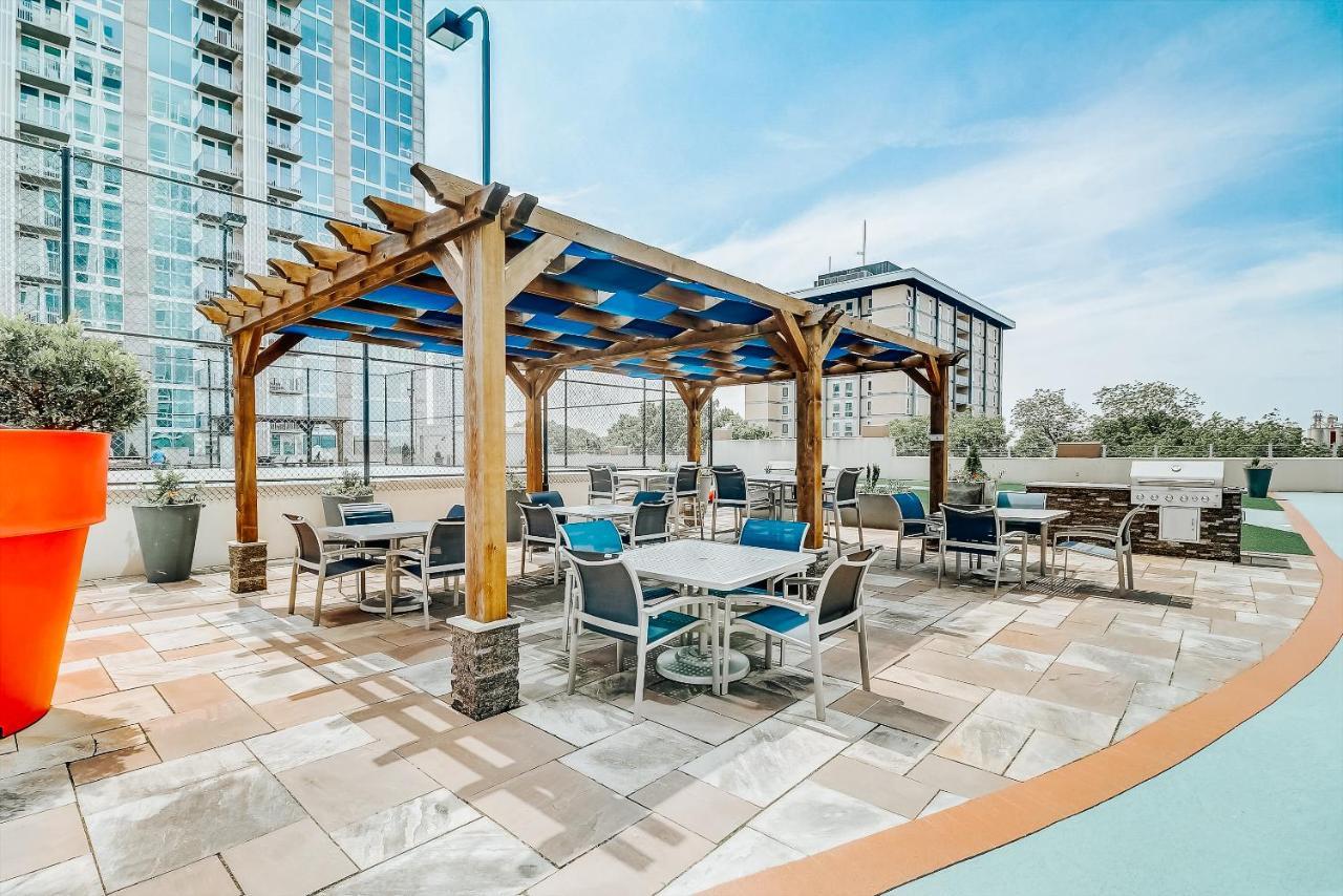 Frontdesk Skyhouse Apts Uptown Charlotte Apartment Exterior photo
